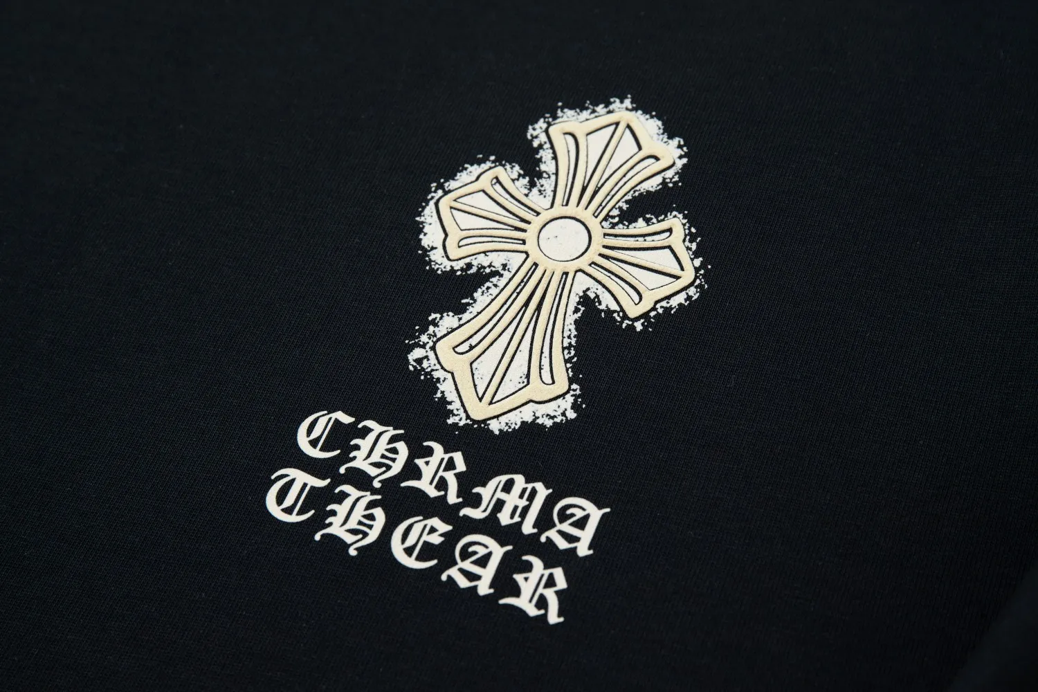 🅿️210 High quality ✨Cro❤✨🆕Classic logo letter pattern short sleeves. Official website synchronization, pure cotton fabric at the counter! Comfortable against the skin, durable and easy to wear, classic and simple logo design, meticulous original craftsmanship, customized 290G same vat dyed fabric, very comfortable to the touch, latest brick cabinet synchronization OS off-shoulder version, fashionable and personalized, super versatile and good-looking, very suitable for both men and women, a must-have style, hang tag, collar label, washed wheat, complete with three labels, black and white. 2️⃣Color S M L XL